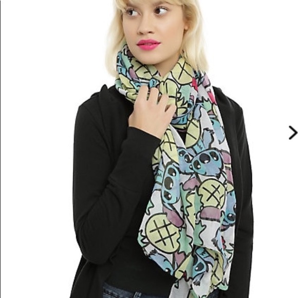 Disney Accessories - DISNEY LILO & STITCH OBLONG SCARF & NWT